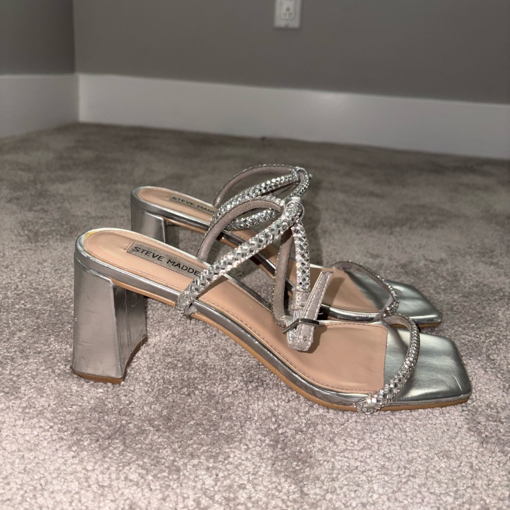 Steve Madden Metallic Silver Block Heel Sandals